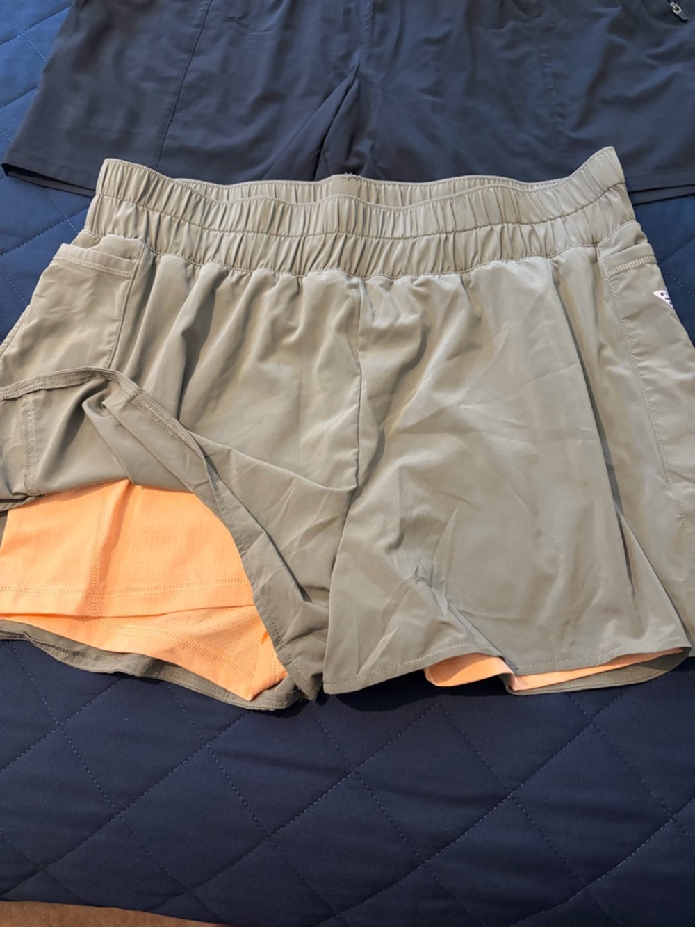 Columbia Women's Athletic Shorts in Black and Tan - Picture 5 of 8